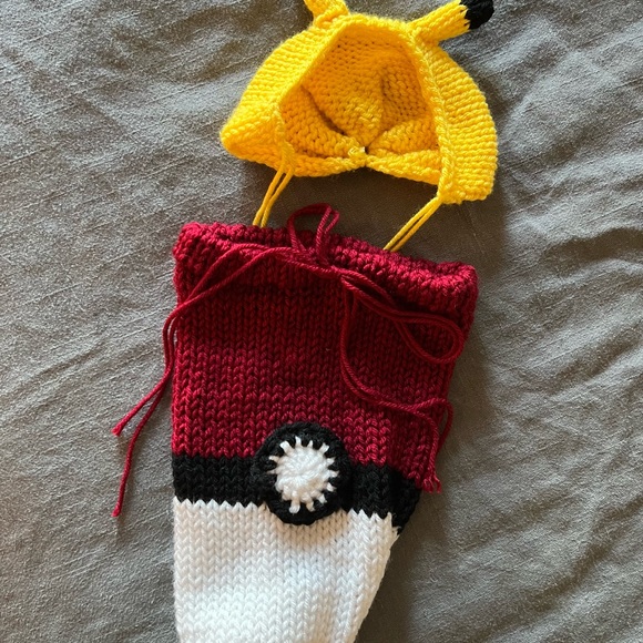 Newborn Pokémon Costume - Picture 2 of 2